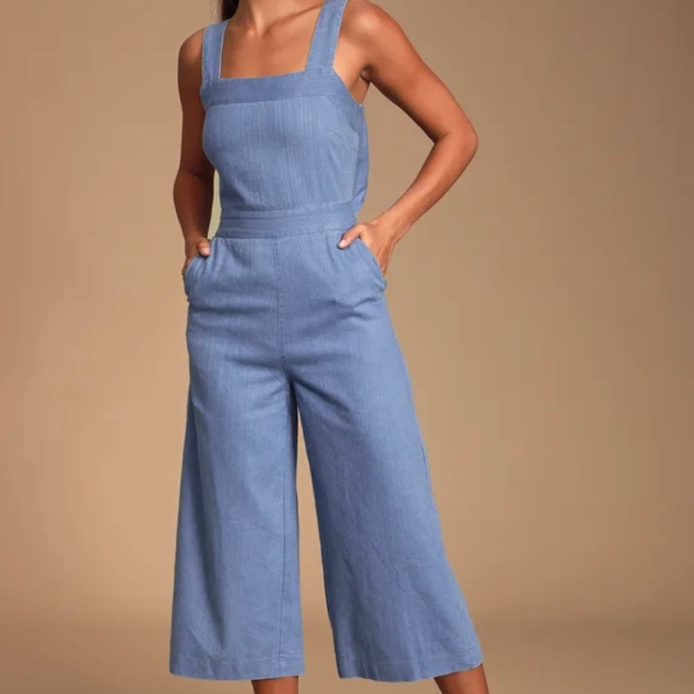 Lulu’s Whilo Tie Back Chambray Culotte Jumpsuit